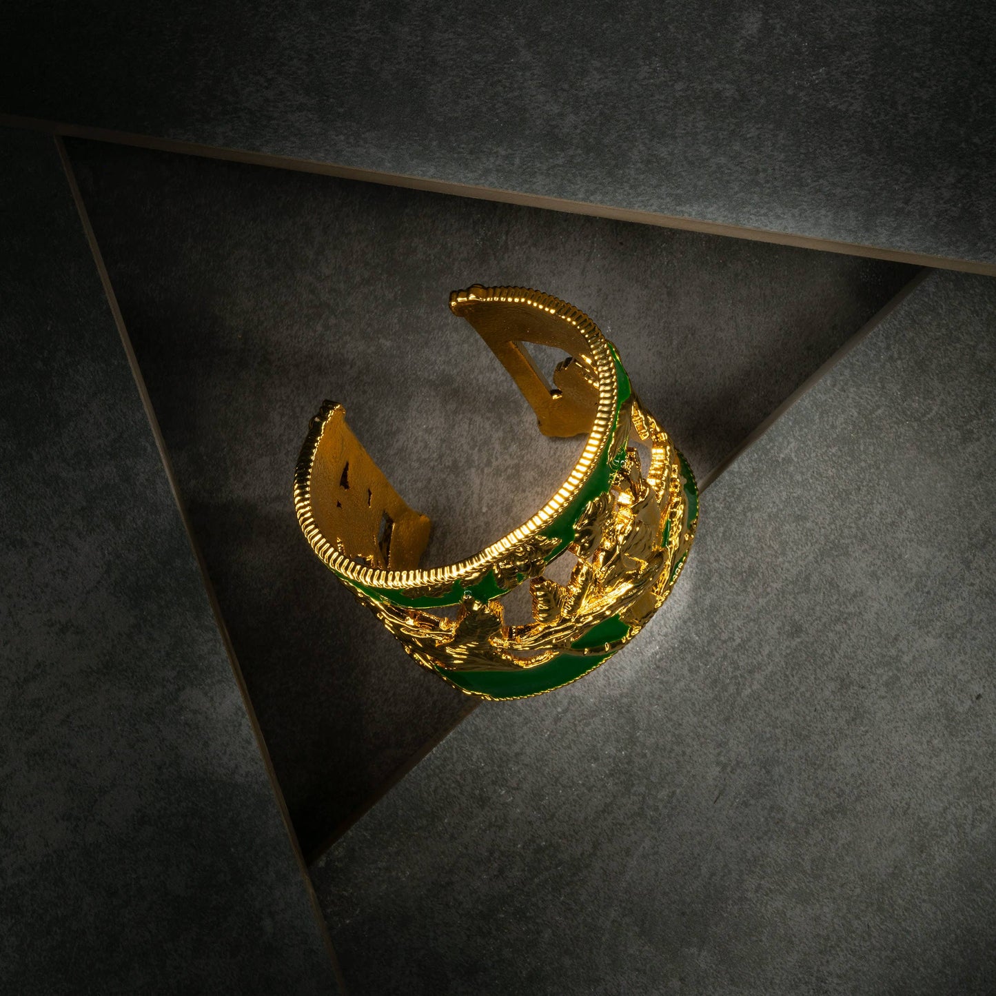 Vigor Cuff Bracelet - Hunter Green & Gold