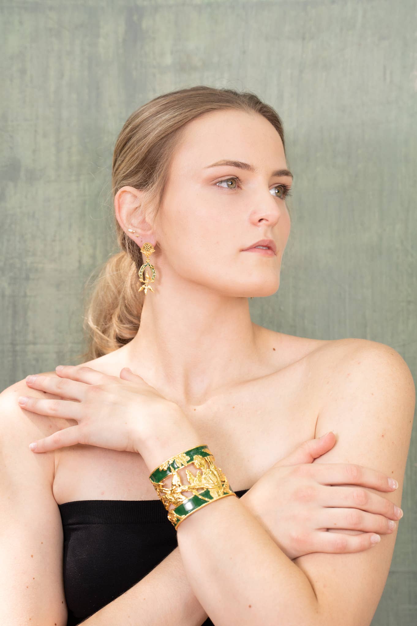 Vigor Cuff Bracelet - Hunter Green & Gold