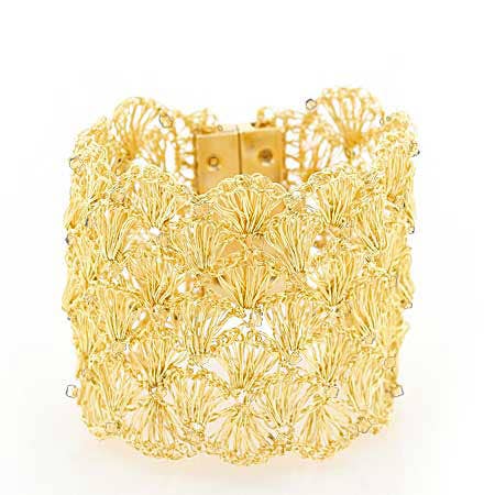 Gold Shells Maxi Bracelet. 3 of 3.