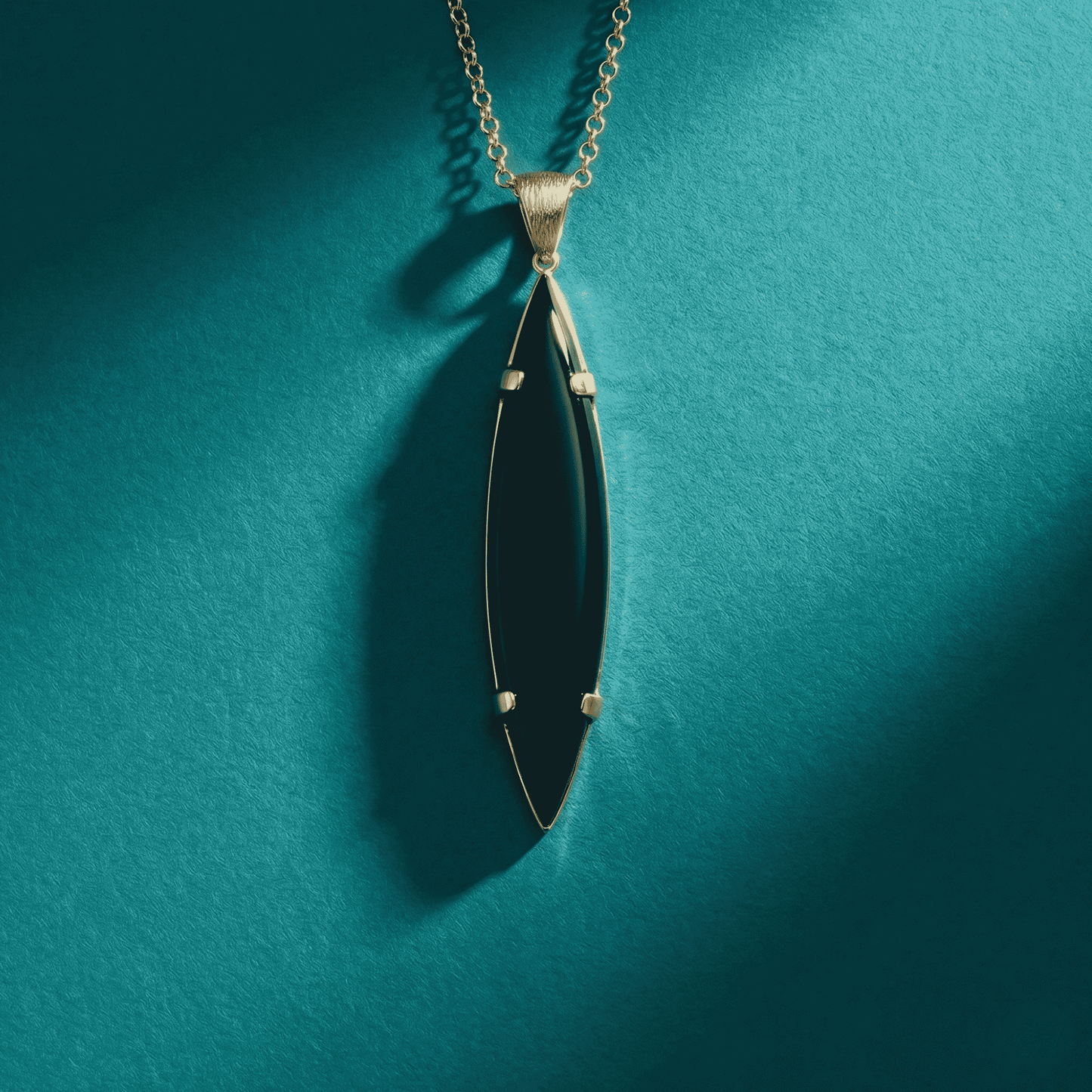 Feather Onyx Pendant Necklace