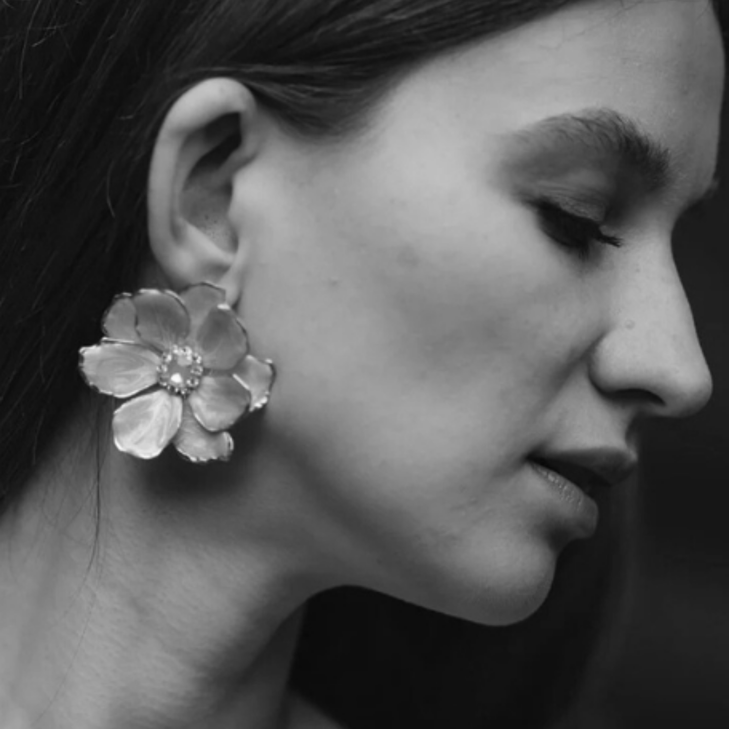 Jewel Box Floral Earrings - Black & Turquoise