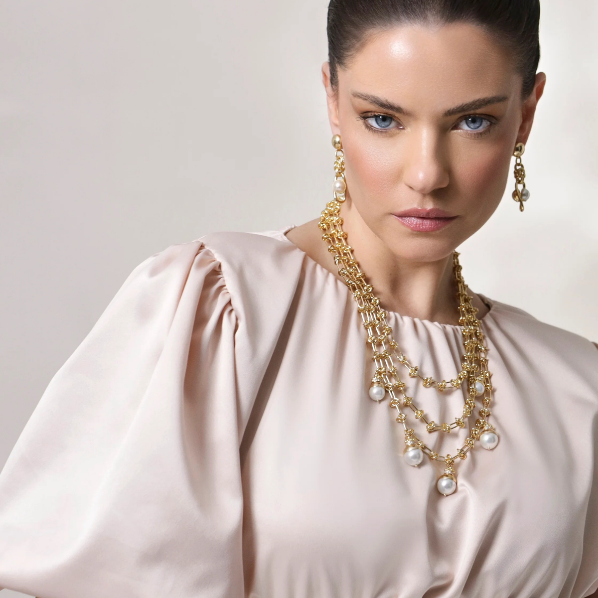 Intra Pearl & Gold Chain Necklace
