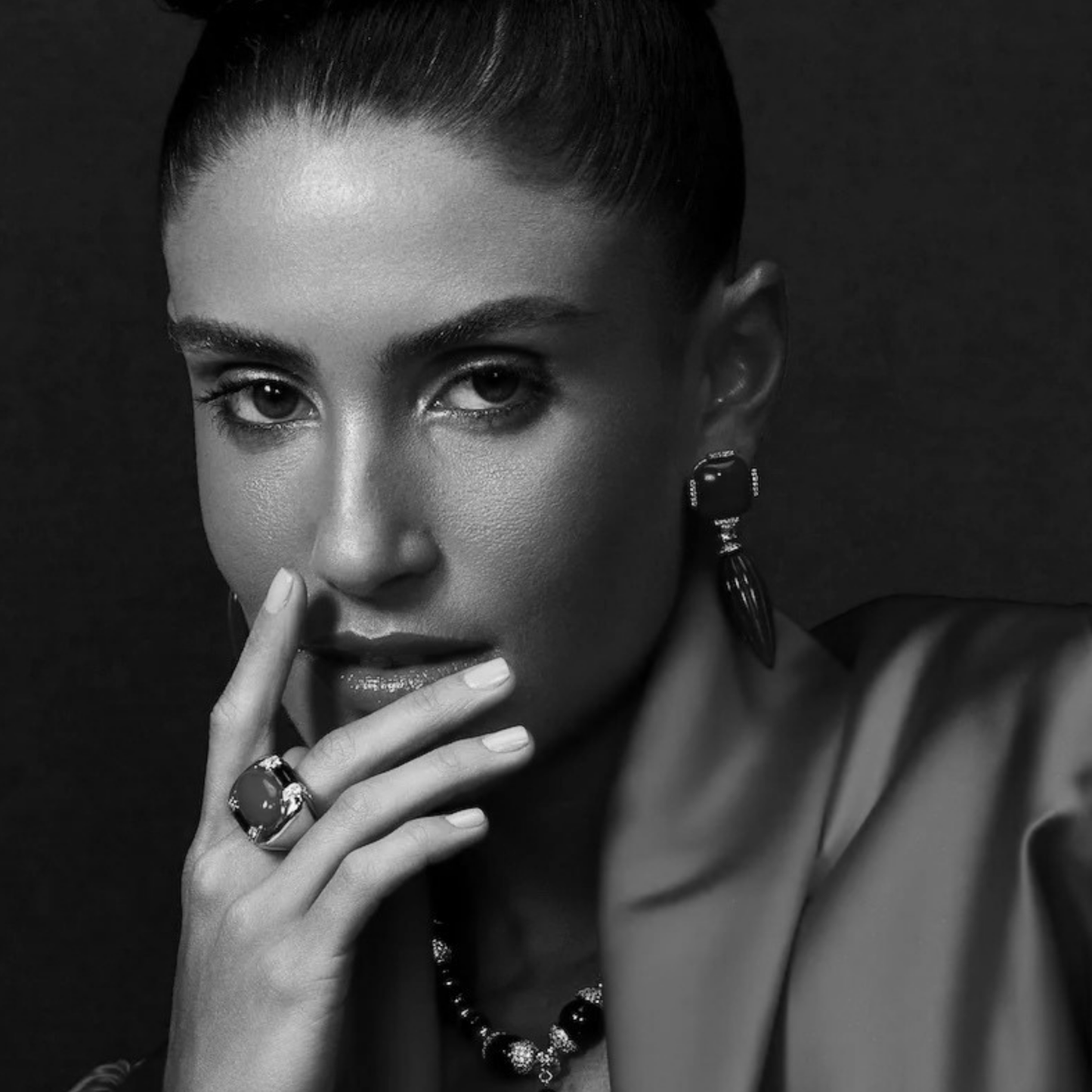 Noemia Spindle Drop Earrings - Black & White