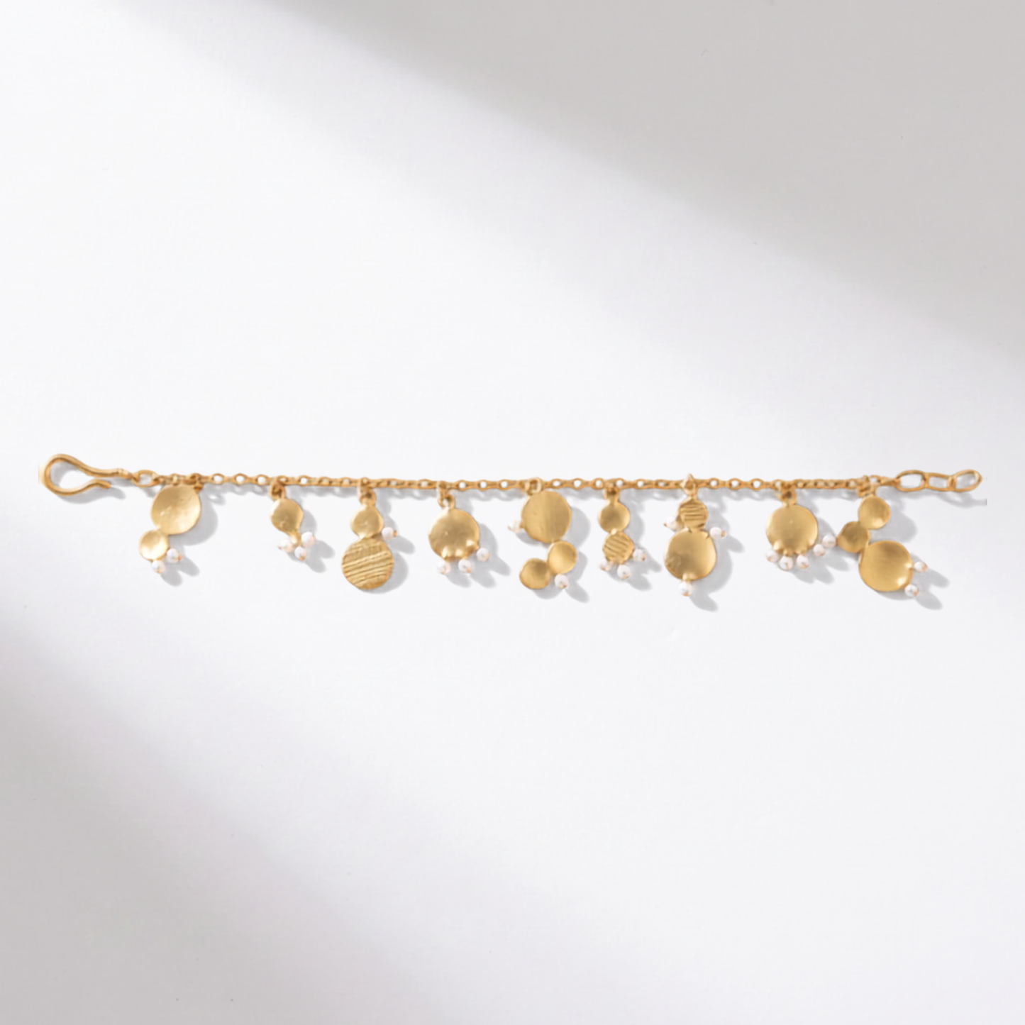 Afefe Charm Bracelet - Gold & Pearl