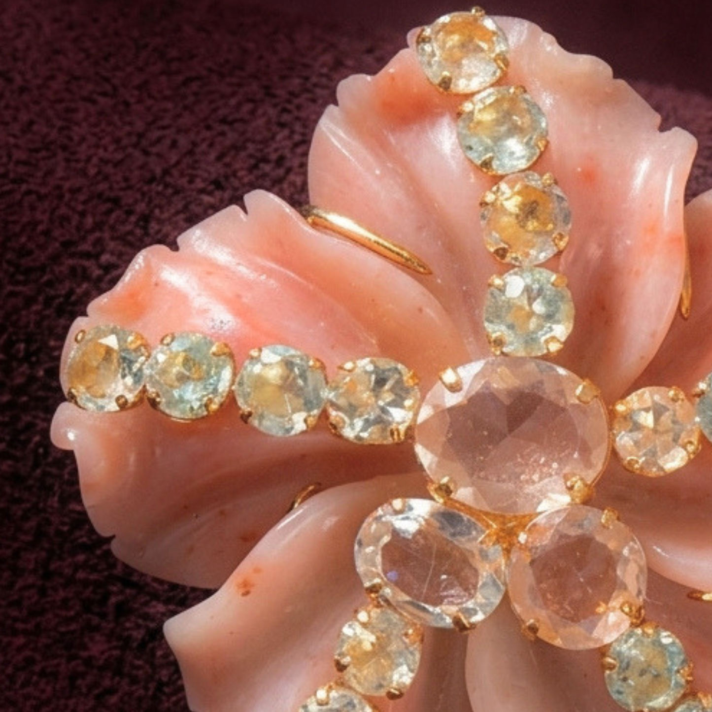 Alondra Floral Brooch - Peach Quartzite