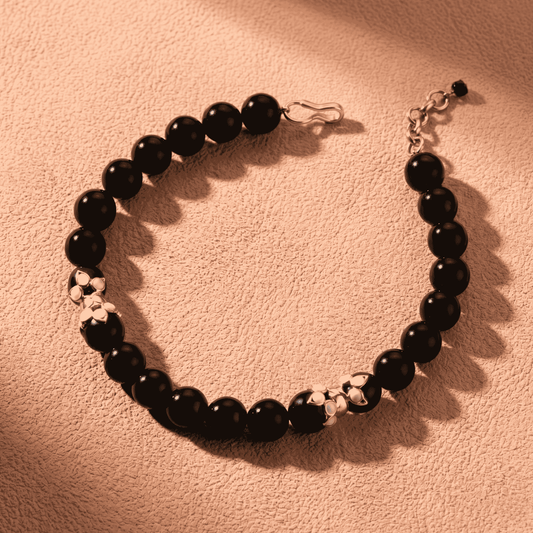 Mona Necklace - Onyx & Mother of Pearl