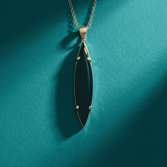 Feather Onyx Pendant Necklace