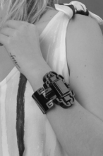 Xangai Cuff Bracelet - Red