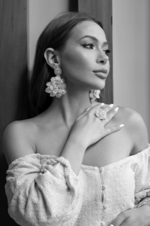 Triple-Layer Blossom Beaded Floral Drop Earrings - White & Gold
