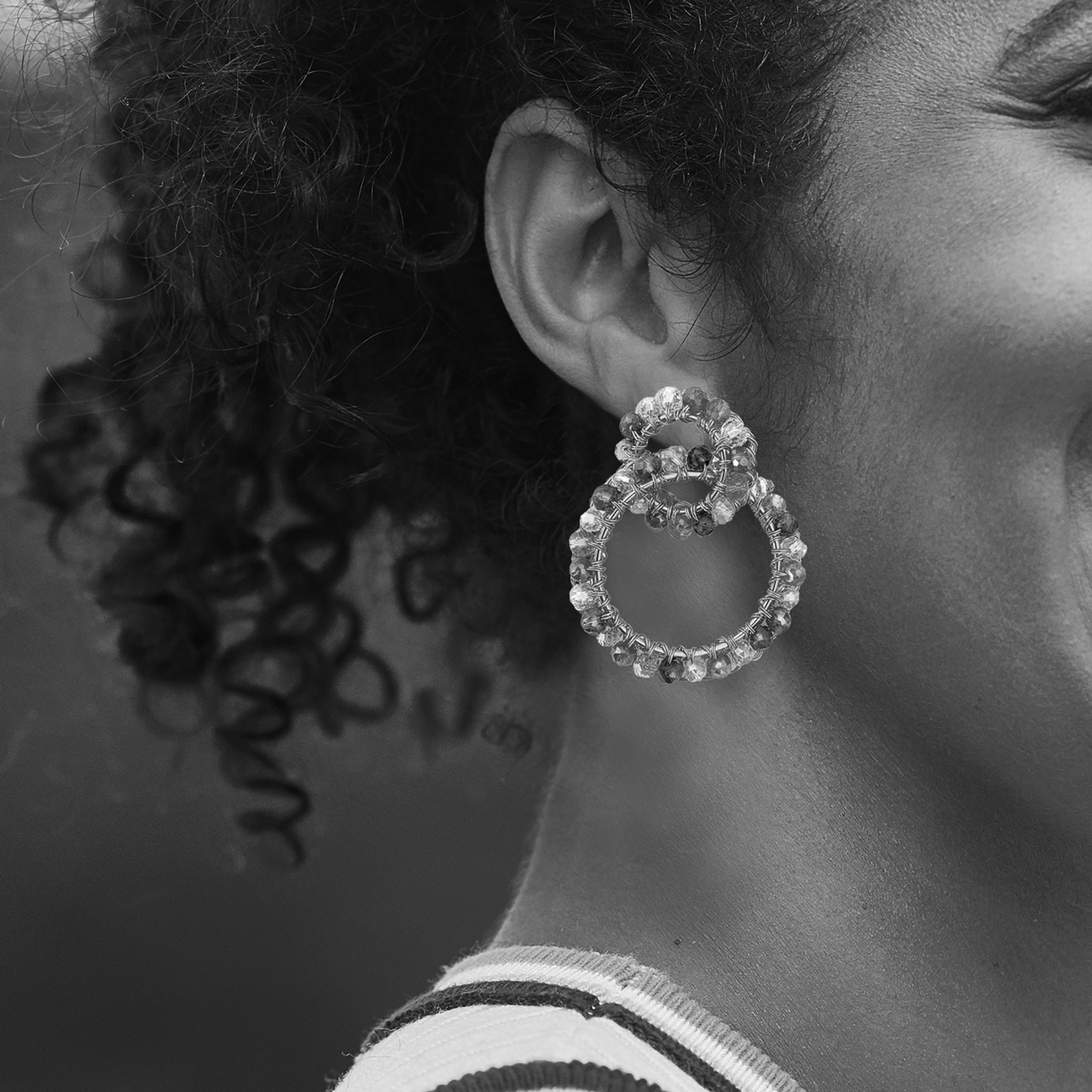 Ellie Earrings - Pearl & Gold