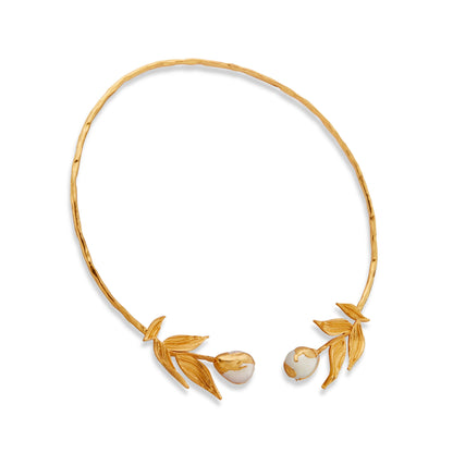 Riva Baroque Pearl and Gold Choker. 3 of 5.