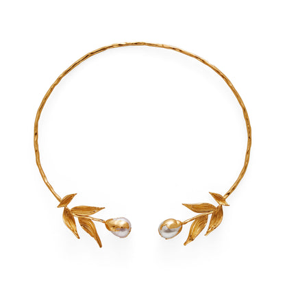 Riva Baroque Pearl and Gold Choker. 1 of 5.